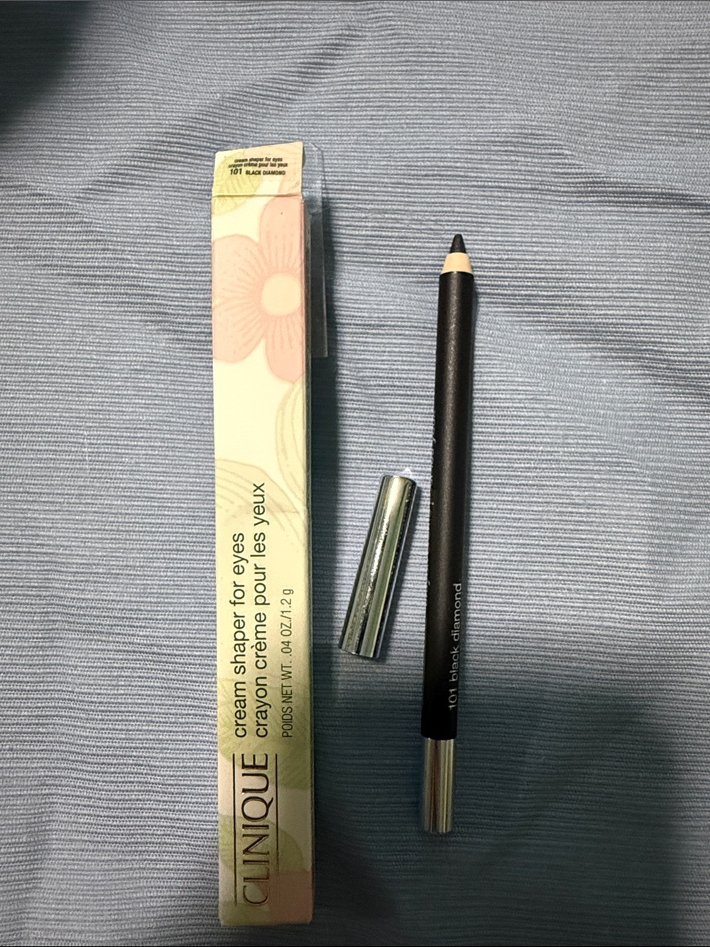New! Clinique Cream Shaper For Eyes - Black Diamond 1.2g/0.04oz - Picture 3 of 3